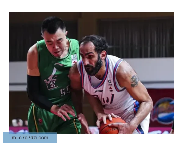 两连败仍大笑小莫模仿成亮点